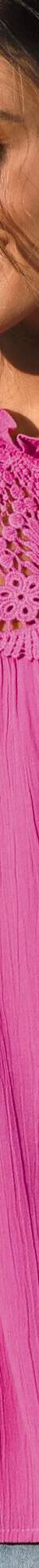Bloes met knoopsluiting en macramé, kraagje met stroken (Indisch roze) Bloes met knoopsluiting en macramé, kraagje met stroken (Indisch roze)